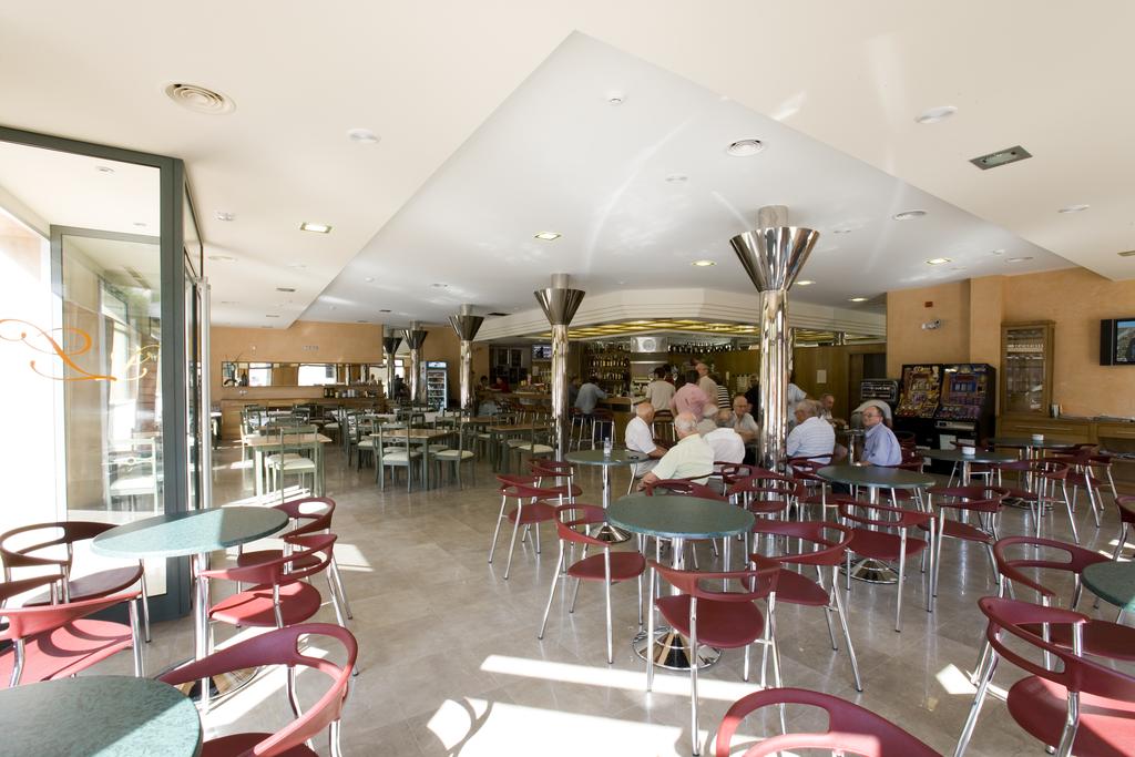 Loar Ferreries Apartments