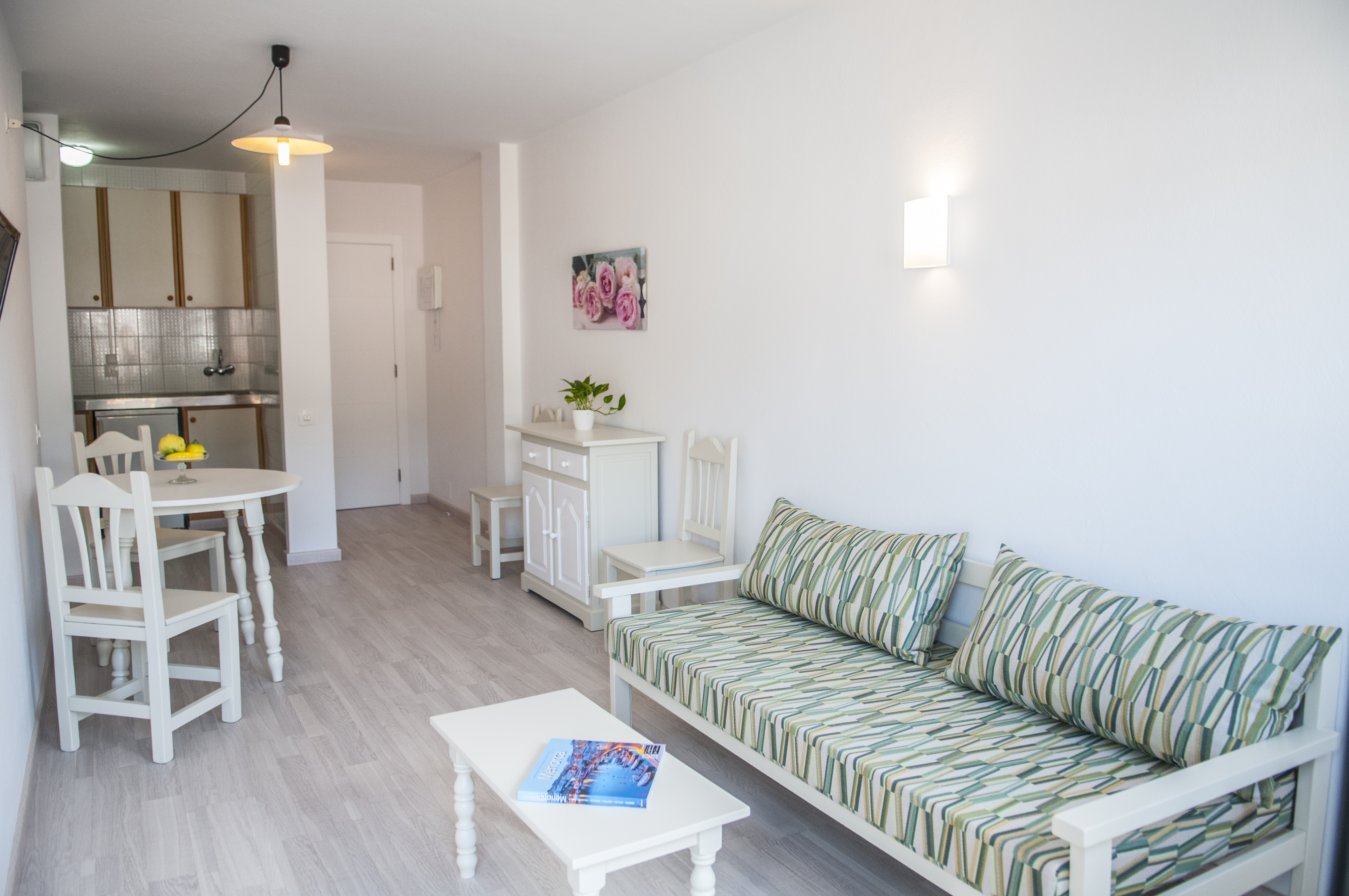 Loar Ferreries Apartments