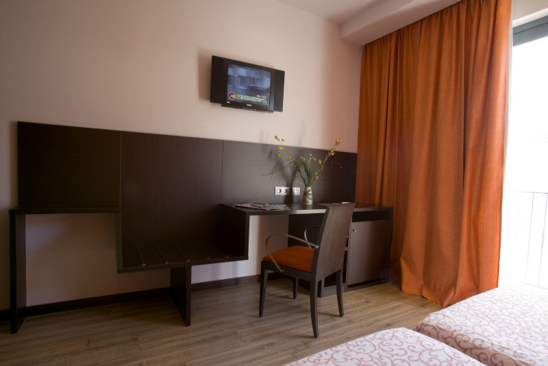 Hotel & Apartments Loar Ferreries