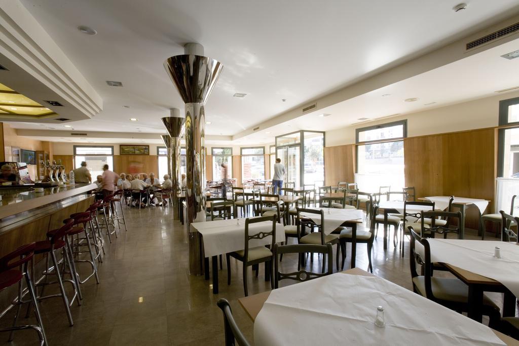 Hotel & Apartments Loar Ferreries