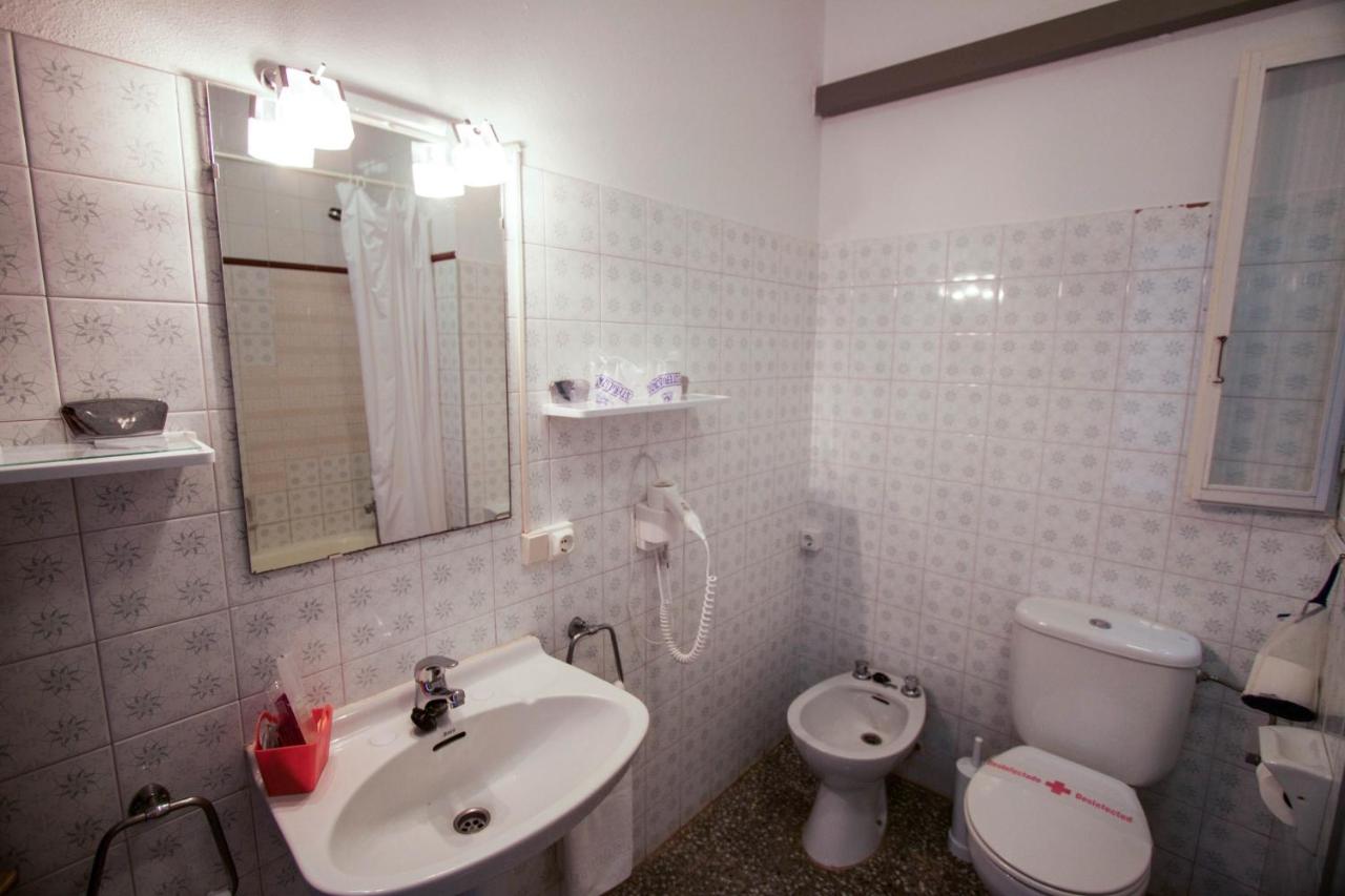 Hostal Restaurant s'Algaret