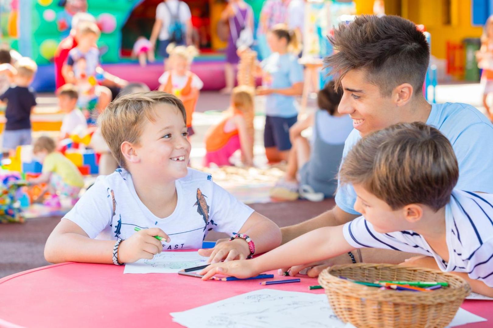 Royal Son Bou Family Club