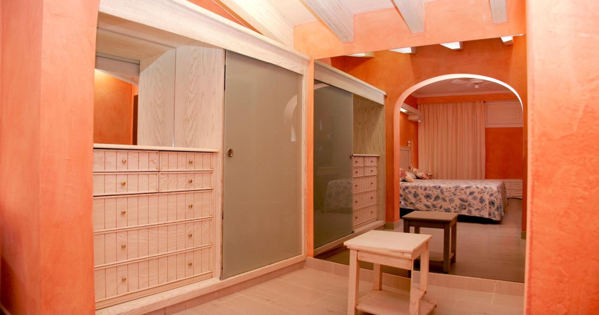 Royal Son Bou Family Club