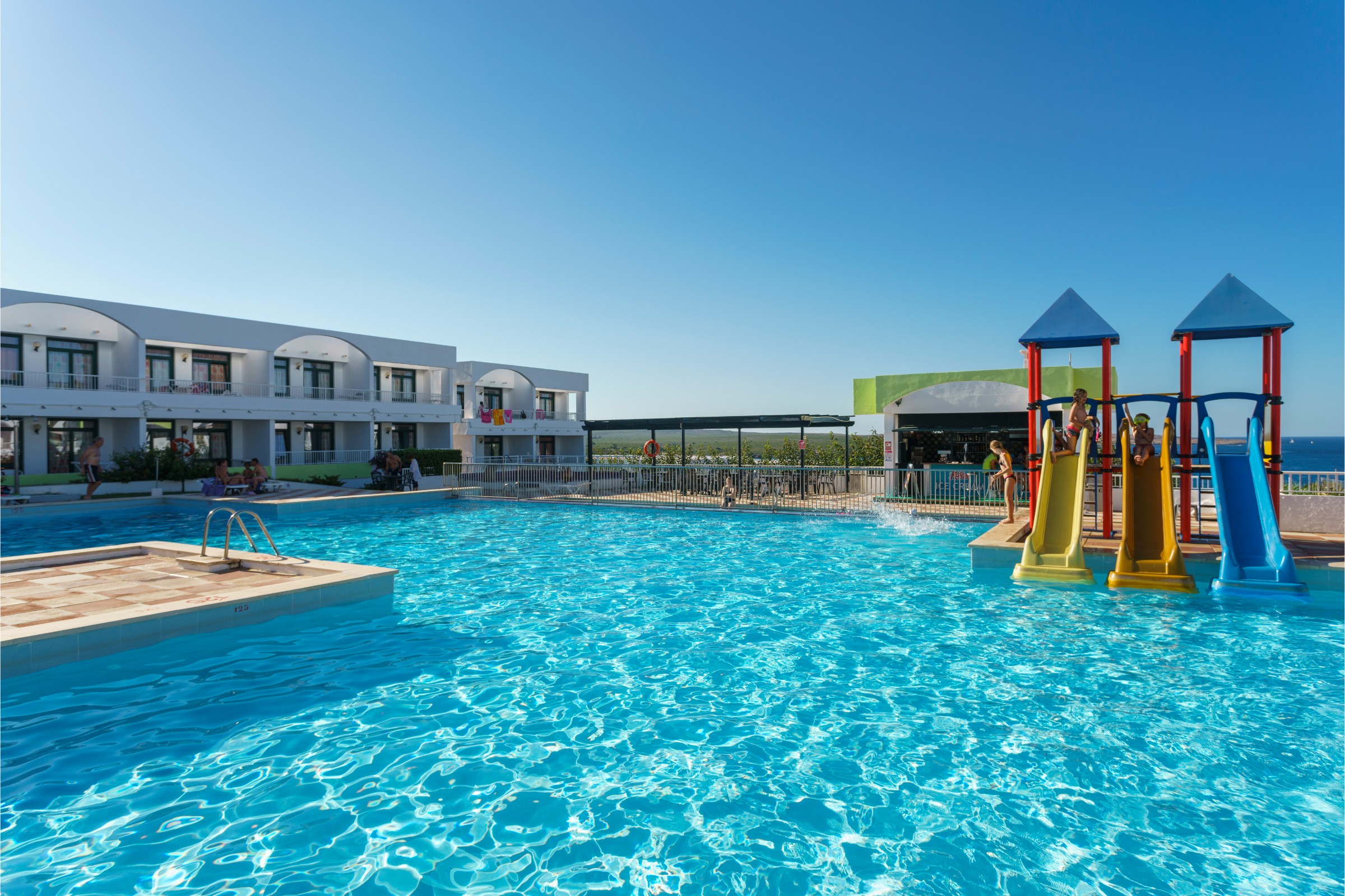 Hotel Apartamentos Beach Club Menorca