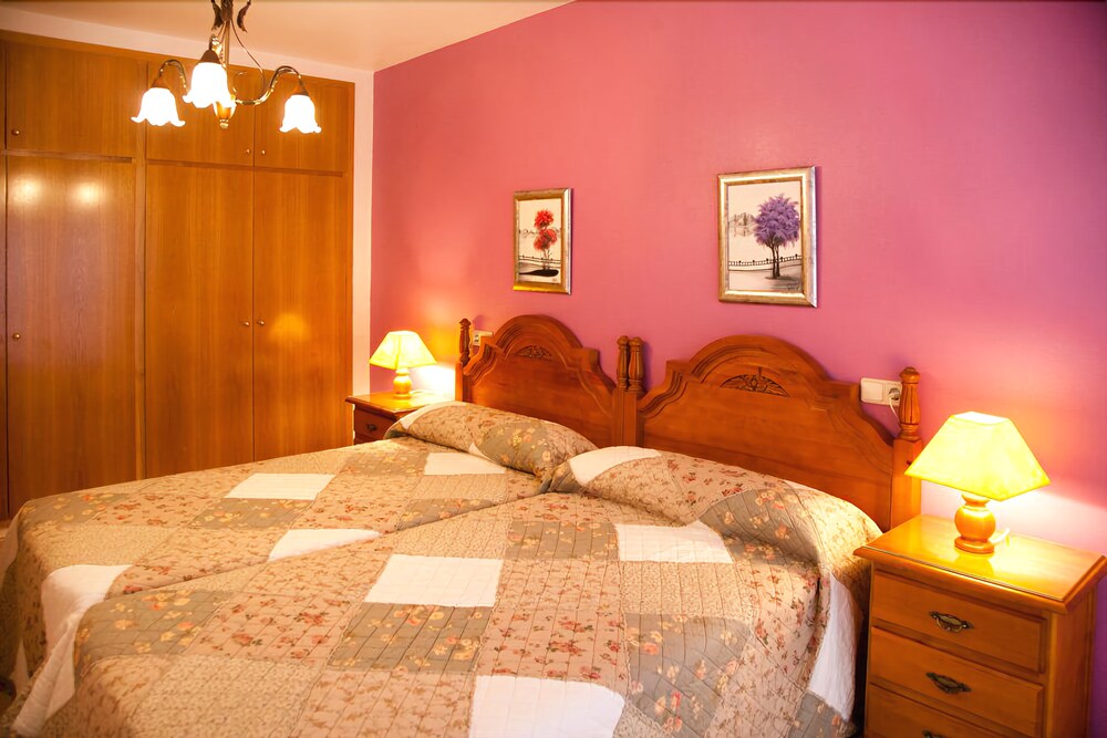 Apartamentos Juanita Ope