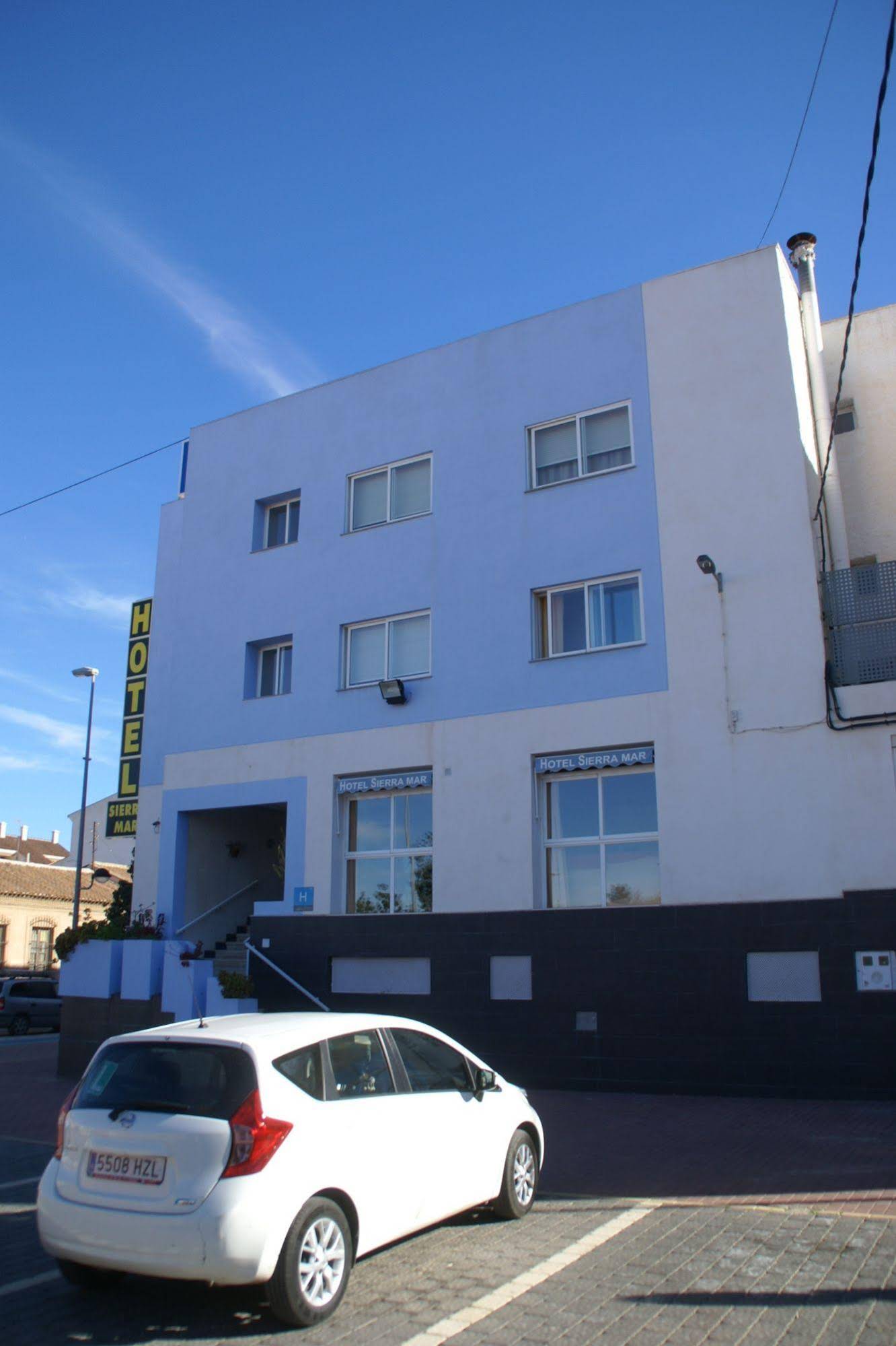 Hotel y Apartamentos Sierra Mar