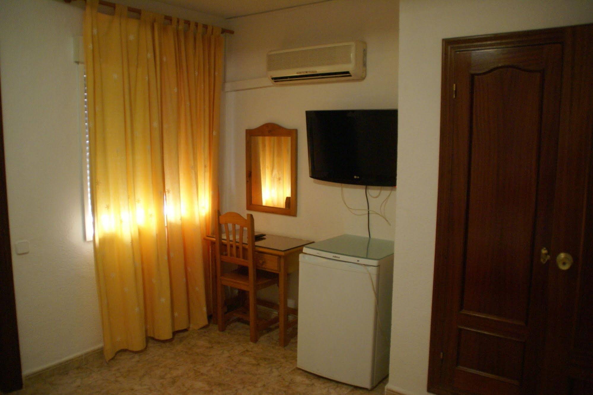 Hotel y Apartamentos Sierra Mar