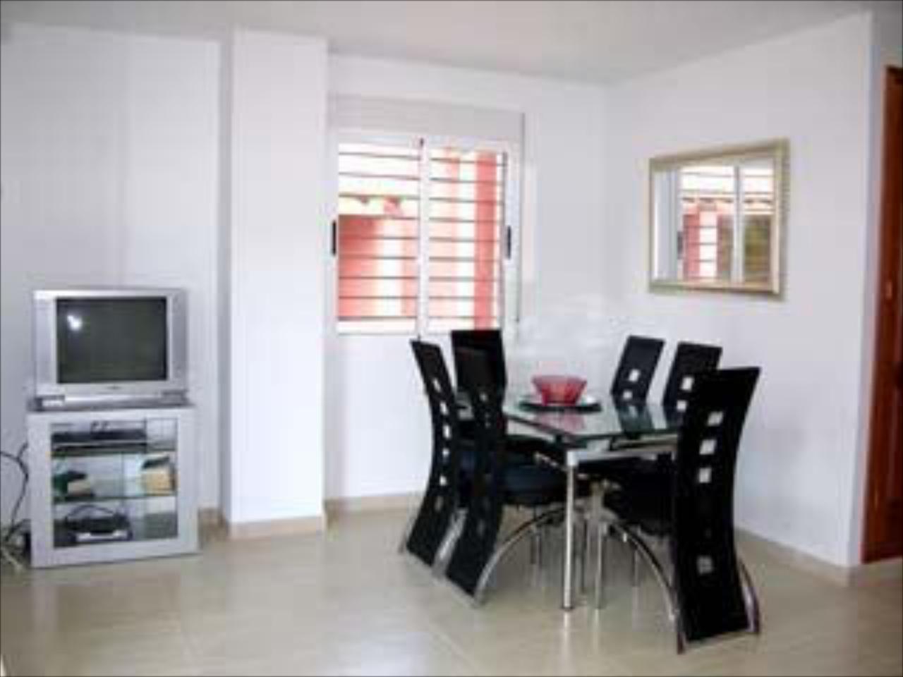 Albatros & Arona Complex