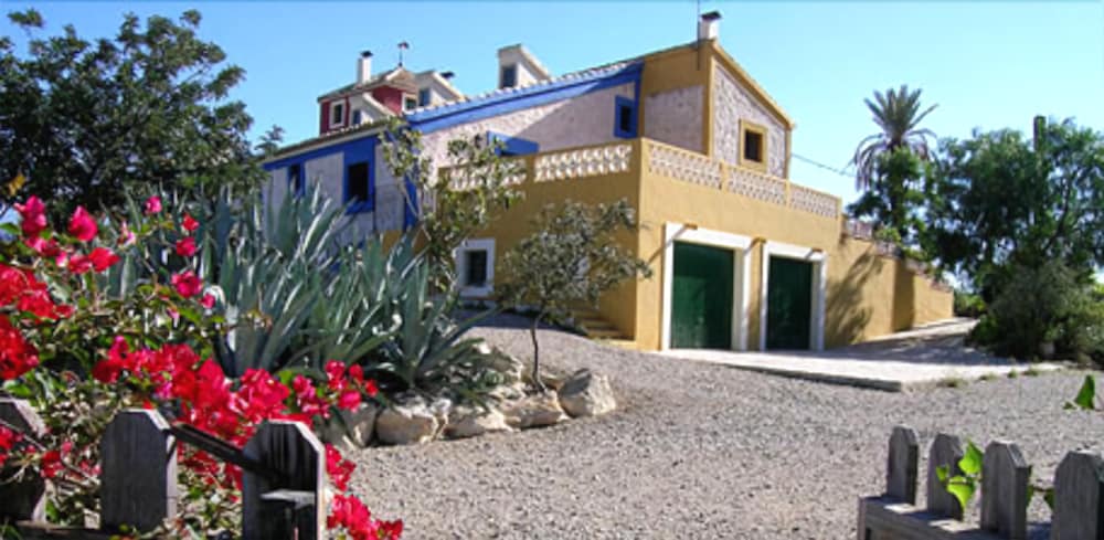 Caserio De Las Palmeras