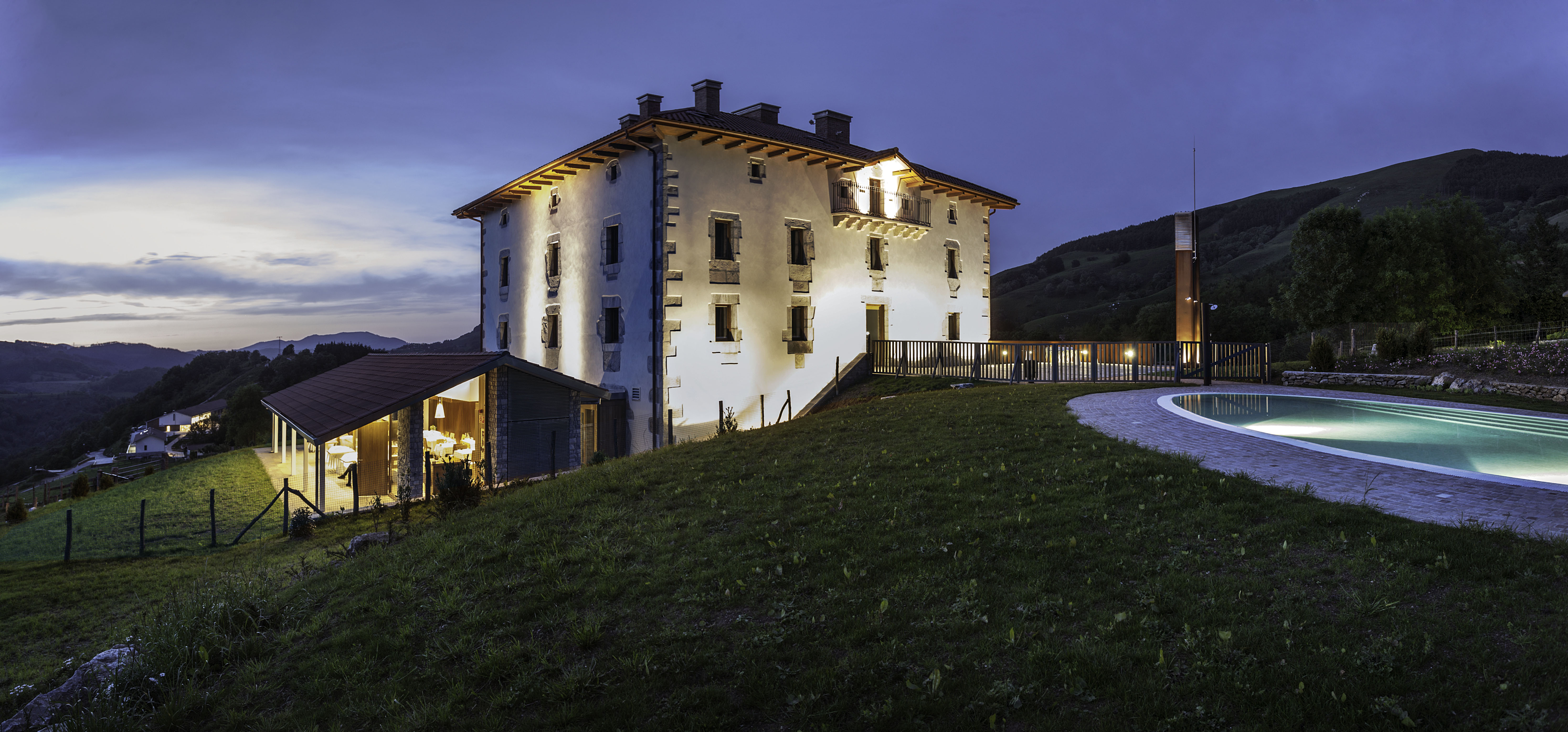 Palacio de Yrisarri by IrriSarri Land