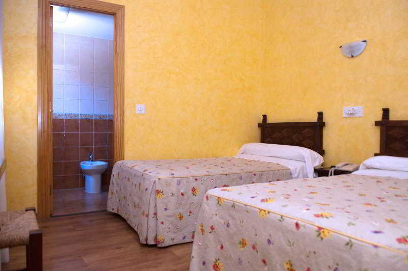 Hostal Rio Ara