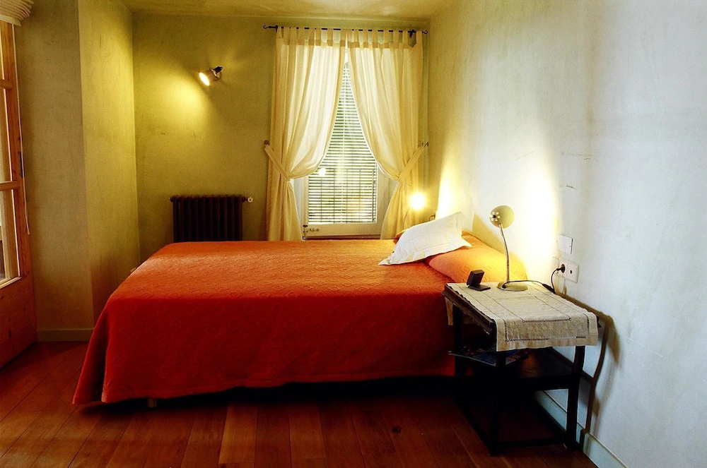Rectory Castellar De La Muntanya