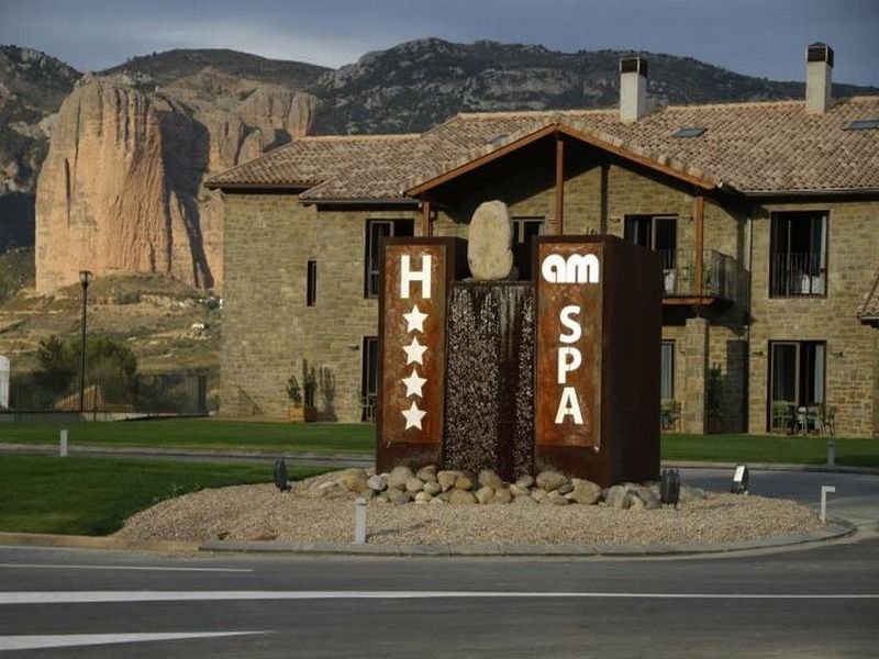 Aguas de los Mallos Hotel & Spa