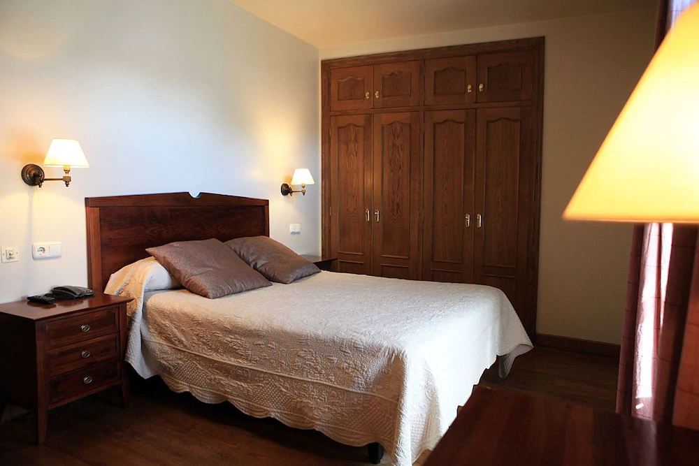 Trinquete Antxitonea Hotel
