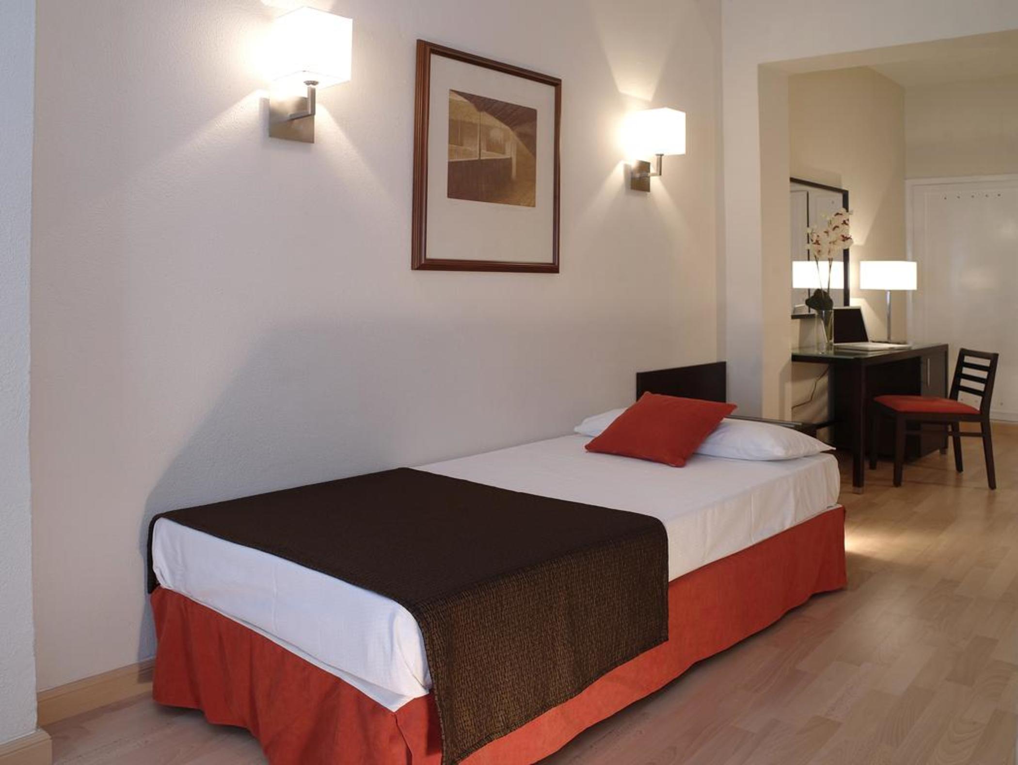 Hotel Adonis Pelinor