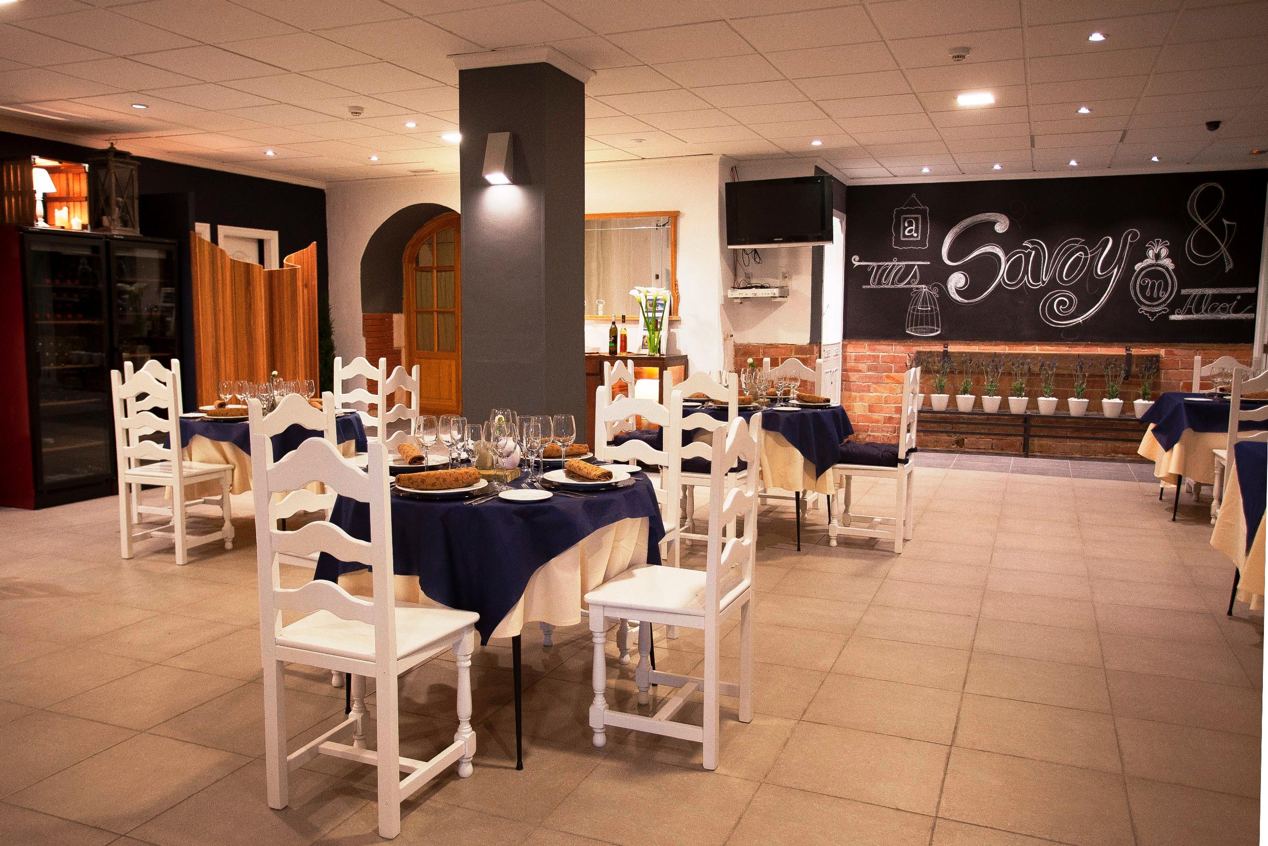 Savoy Hostal