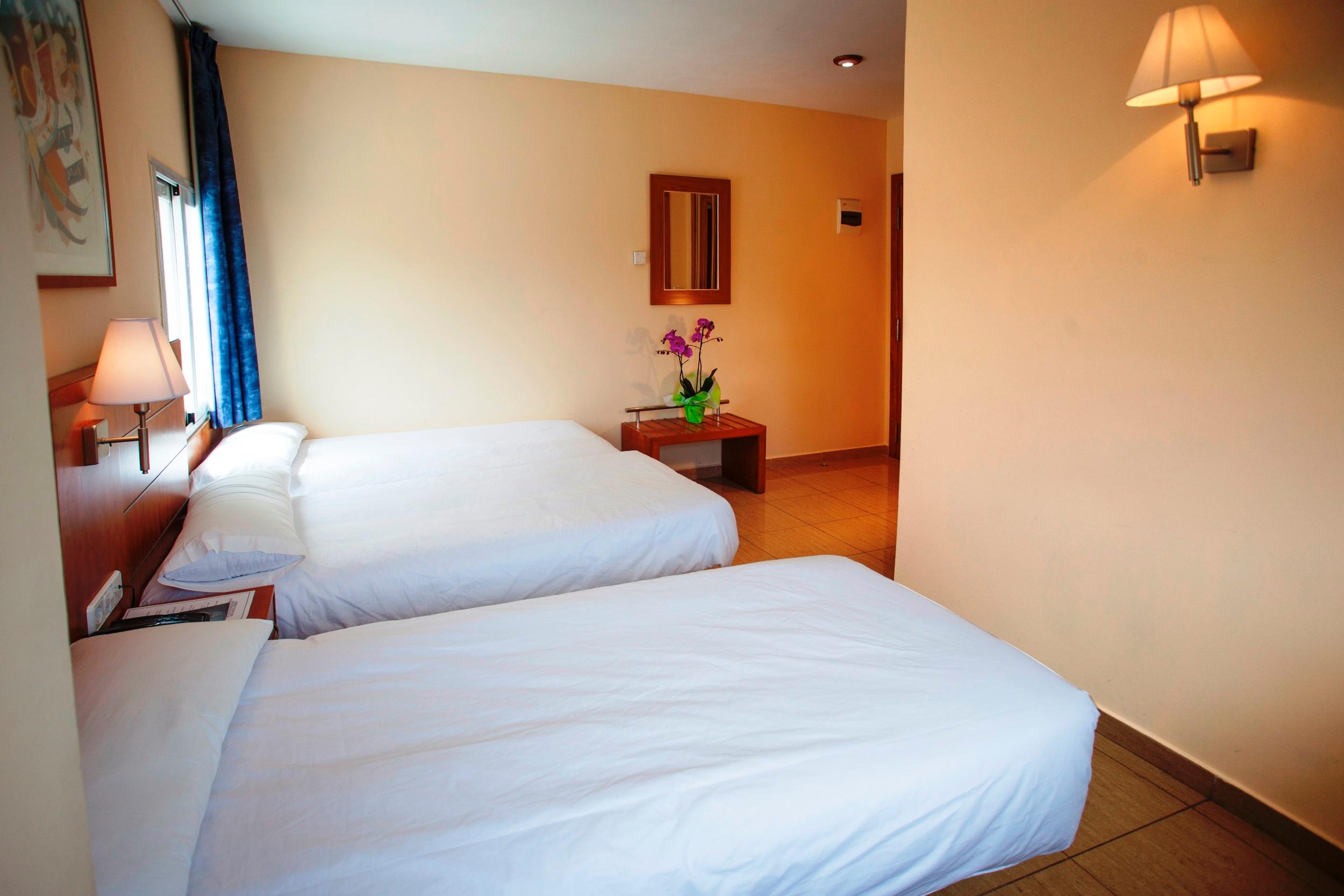Savoy Hostal