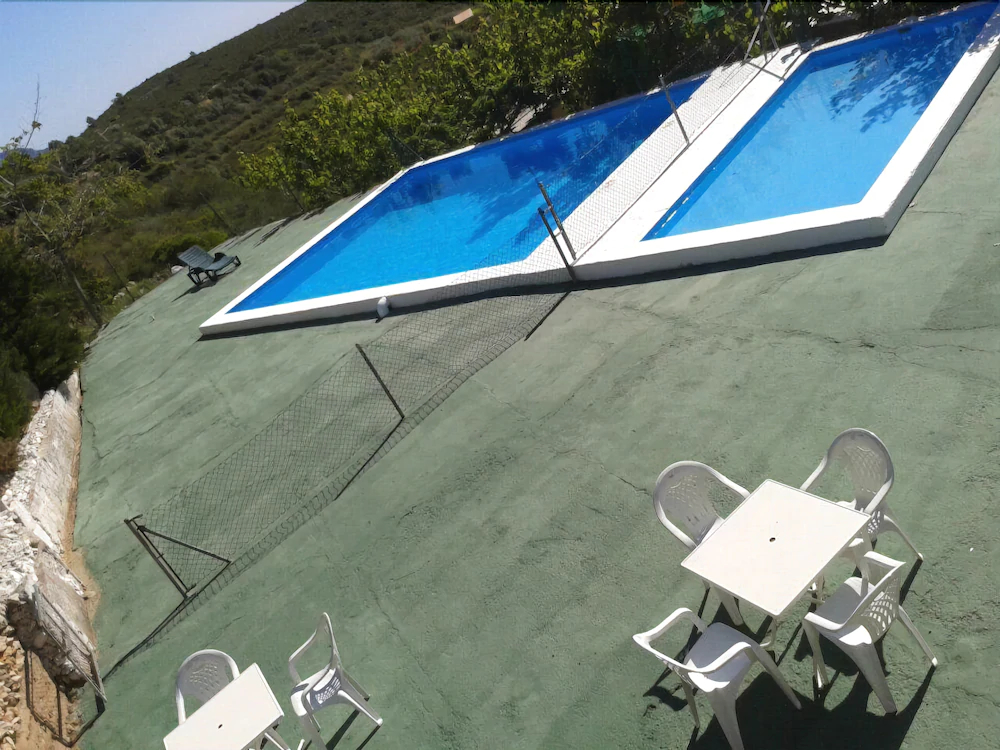 Cabanas y Bungalows La Falaguera