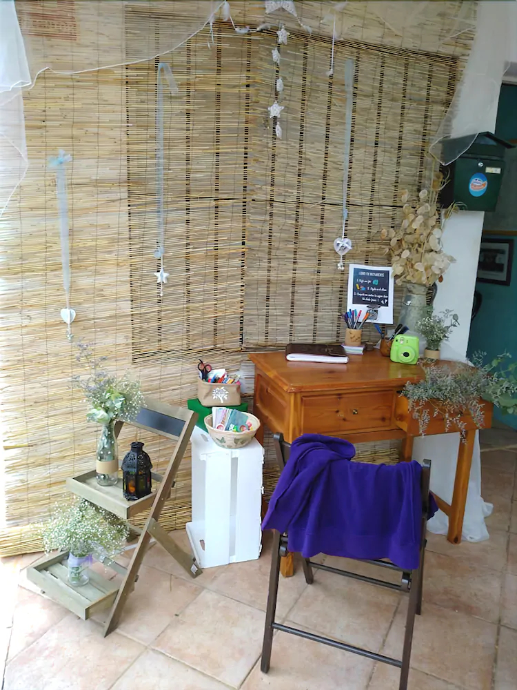 Cabanas y Bungalows La Falaguera