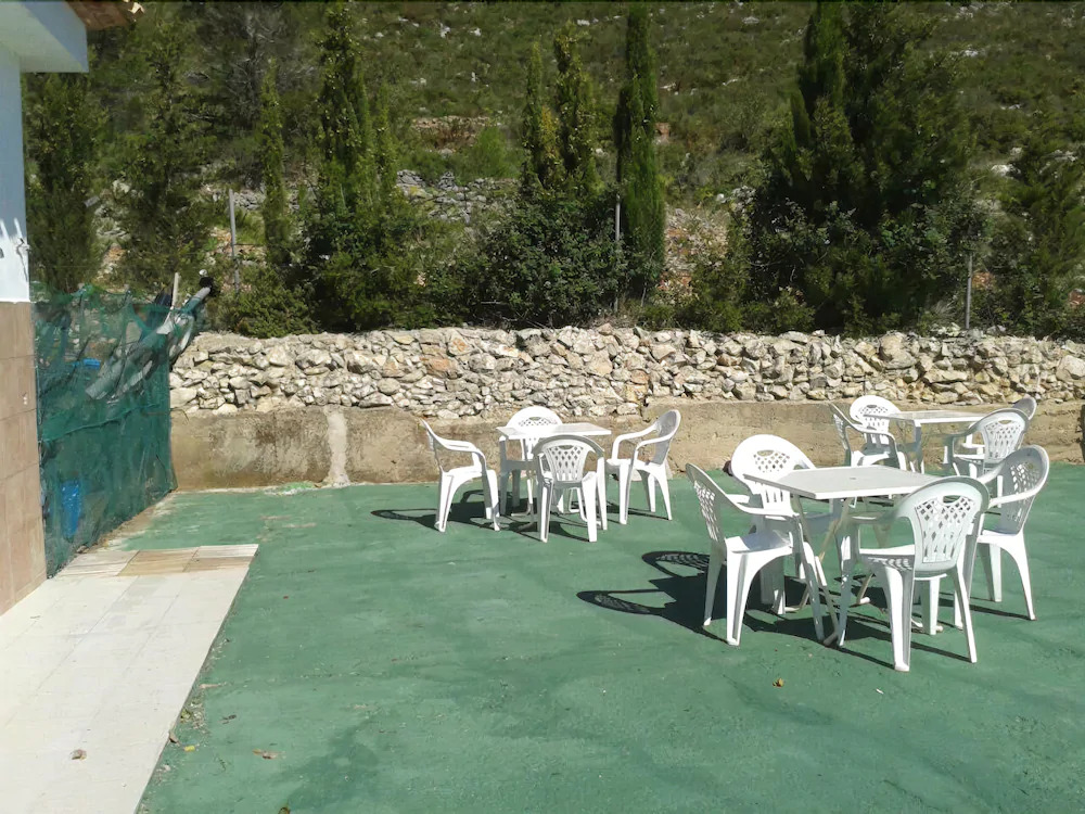 Cabanas y Bungalows La Falaguera
