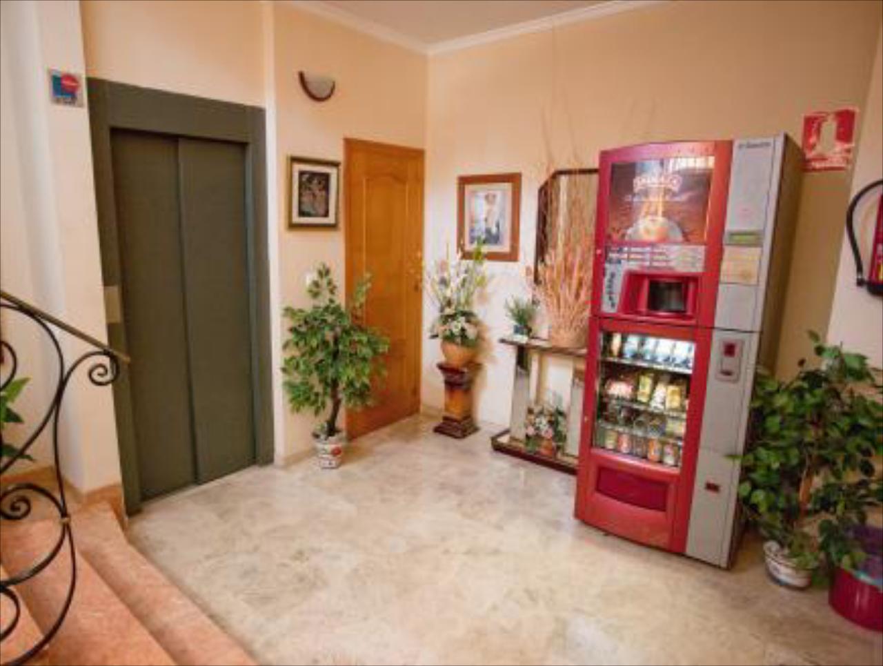 Hostal Miguel y Juani
