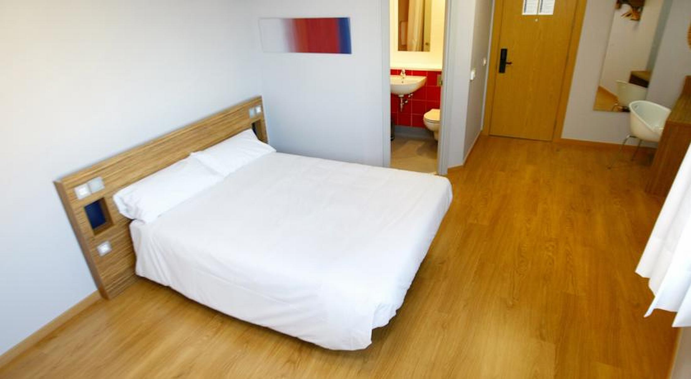 Travelodge Valencia Aeropuerto