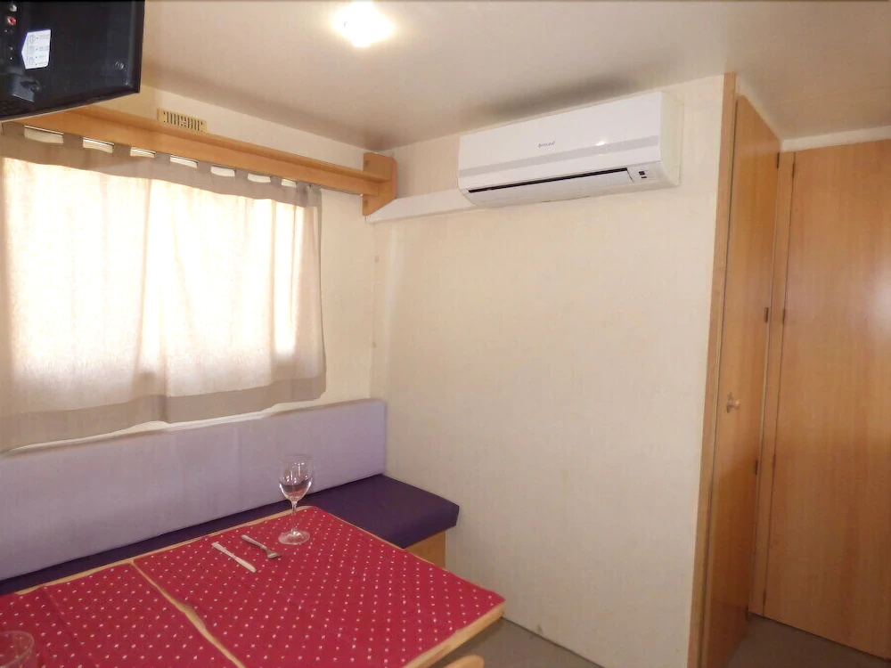 Camping y Bungalows Barraquetes