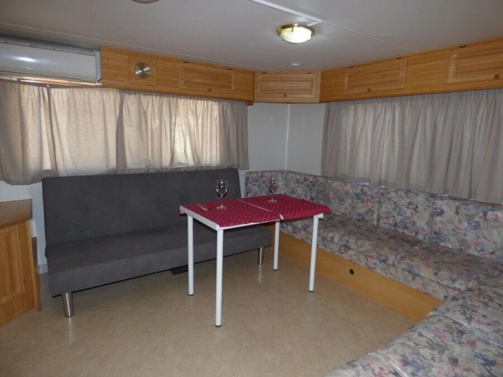 Camping y Bungalows Barraquetes