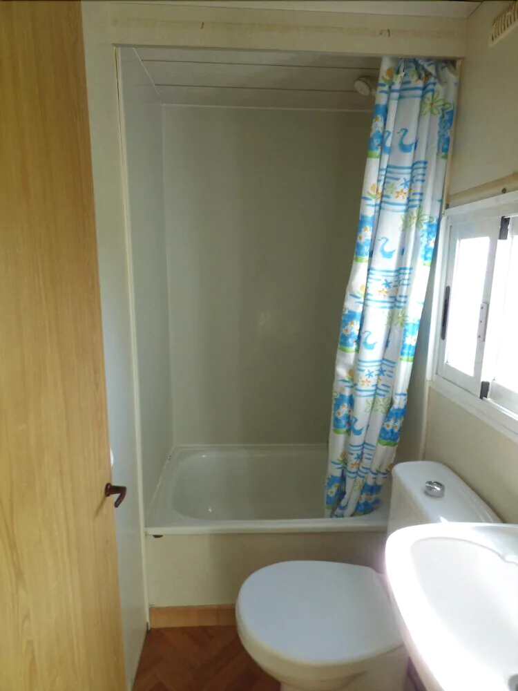 Camping y Bungalows Barraquetes
