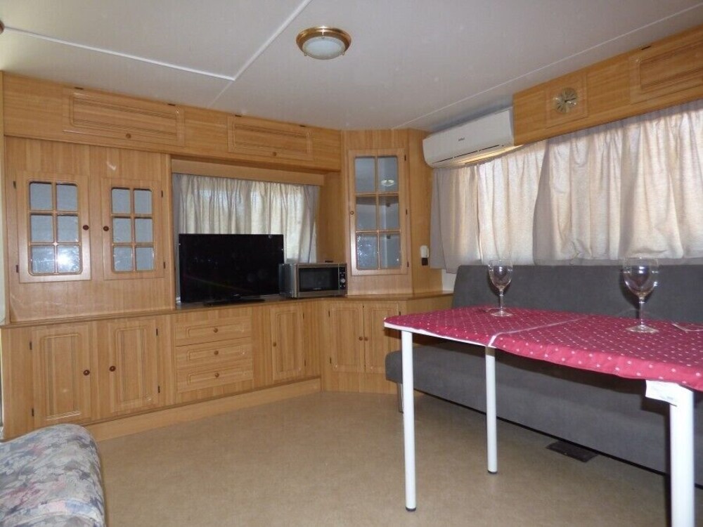 Camping y Bungalows Barraquetes