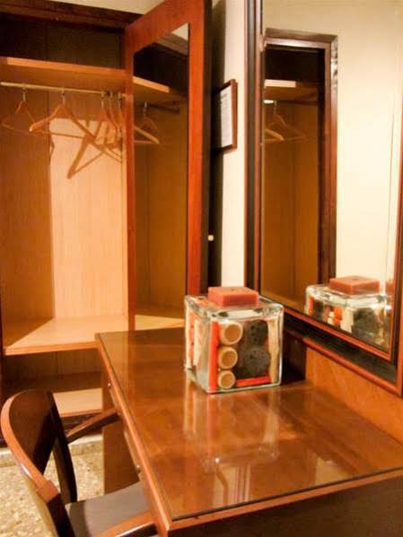 Hotel Avenida Requena