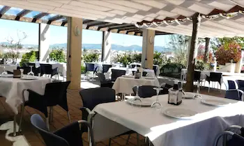 El Tollo Hotel