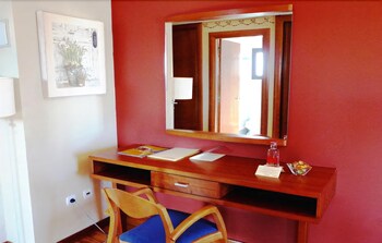 El Tollo Hotel
