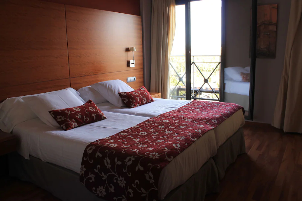 El Tollo Hotel