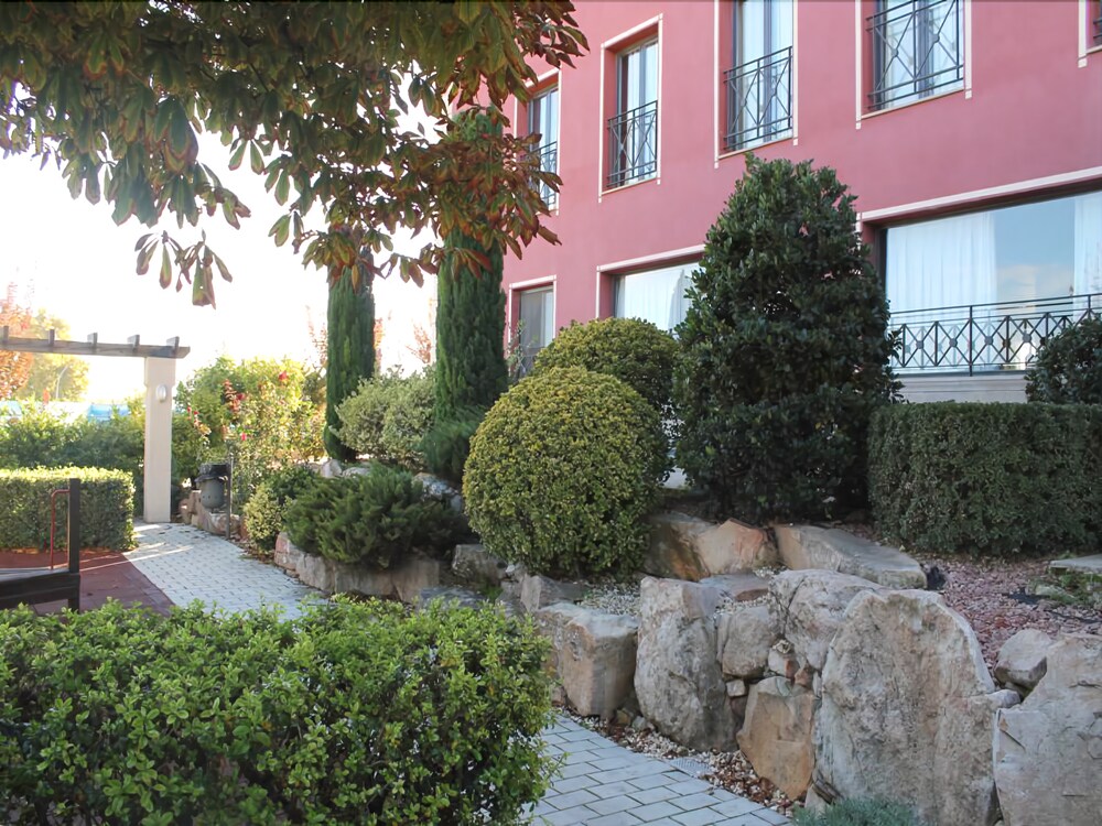 El Tollo Hotel