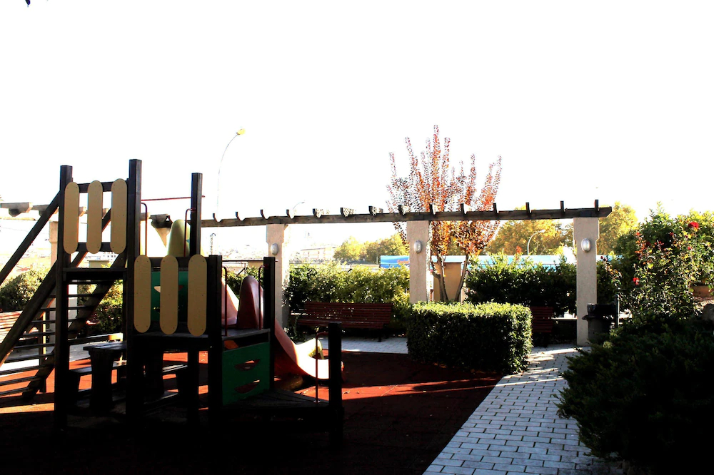 El Tollo Hotel