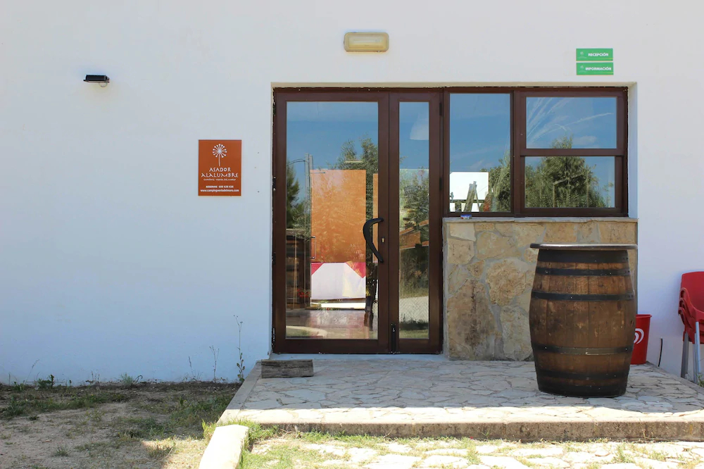 Camping Venta Del Moro
