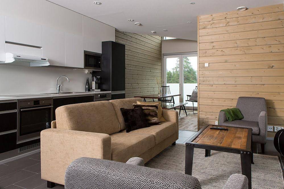 Sandy Kelt Irish House Apartments