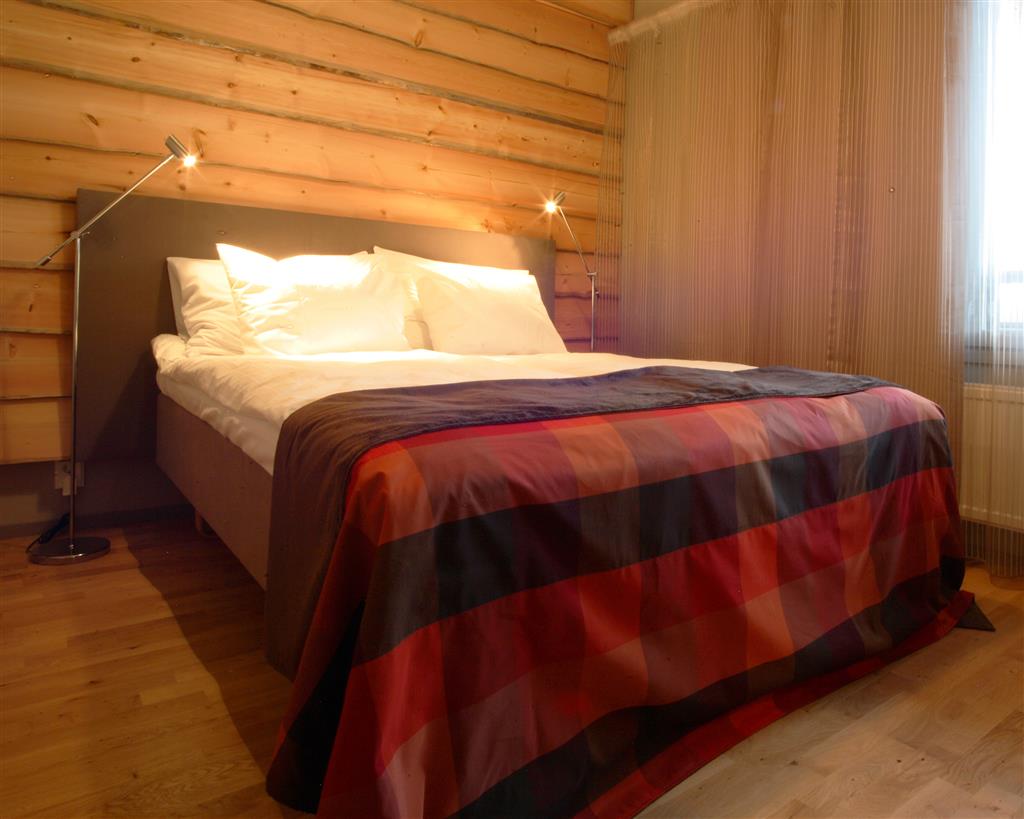 Levi Suites Unna Mànnu