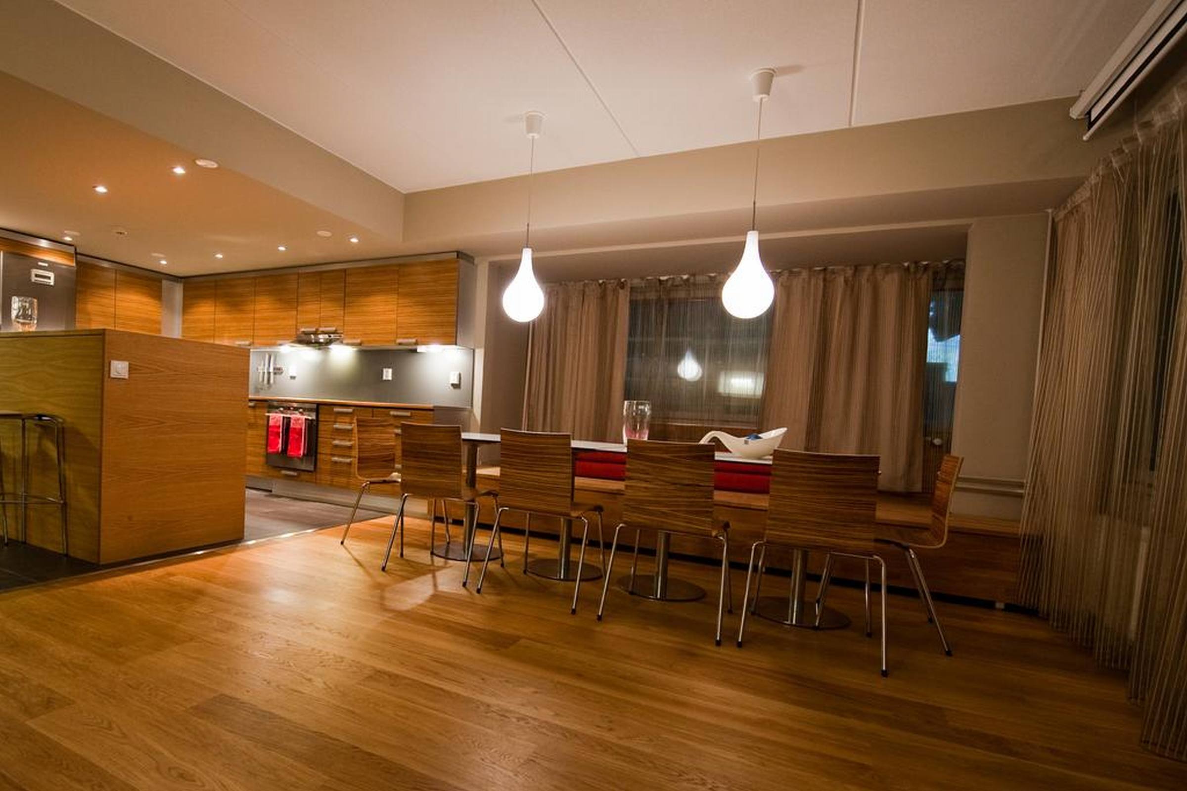 Levi Suites Unna Mànnu