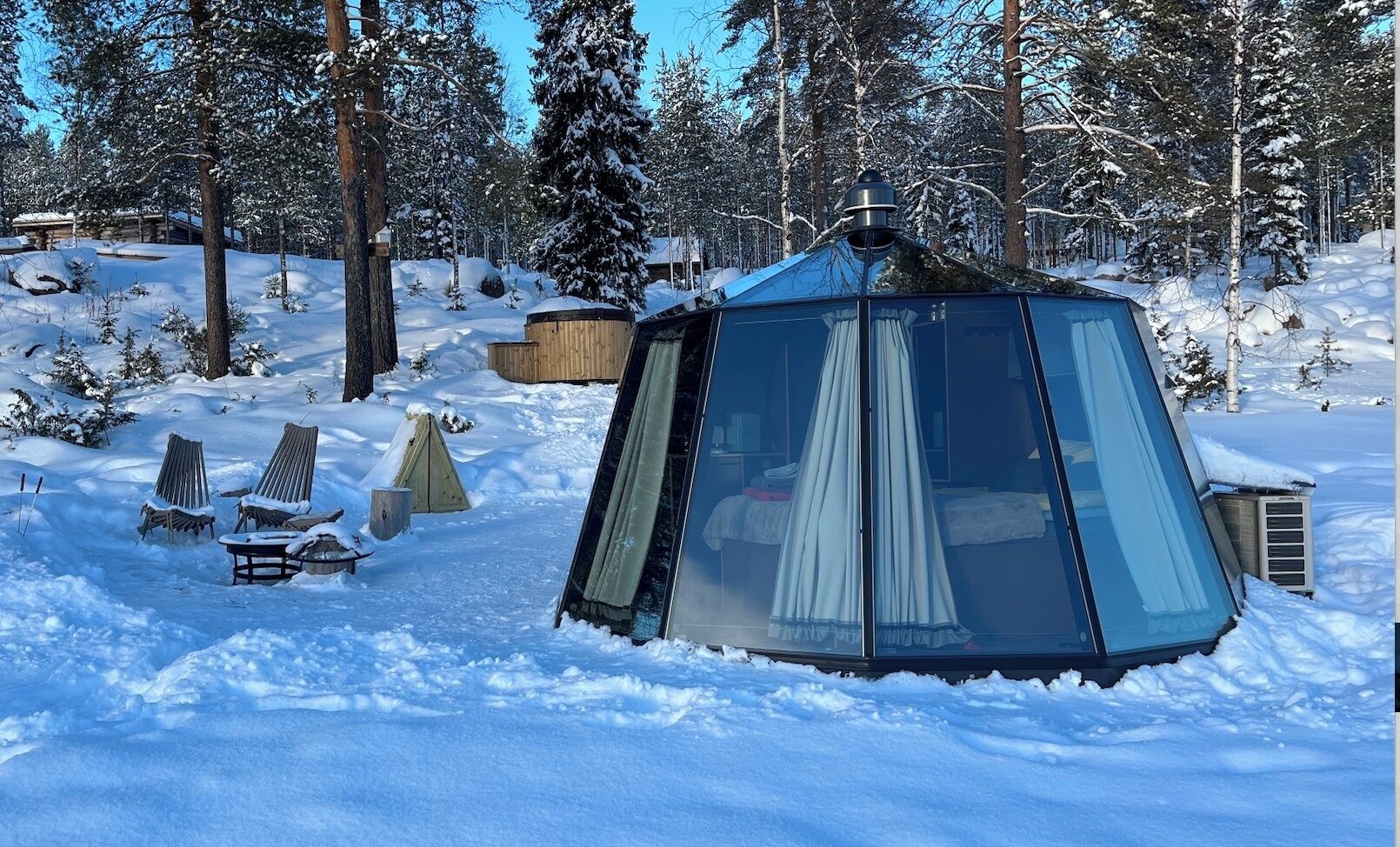 Invisible Forest Lodge