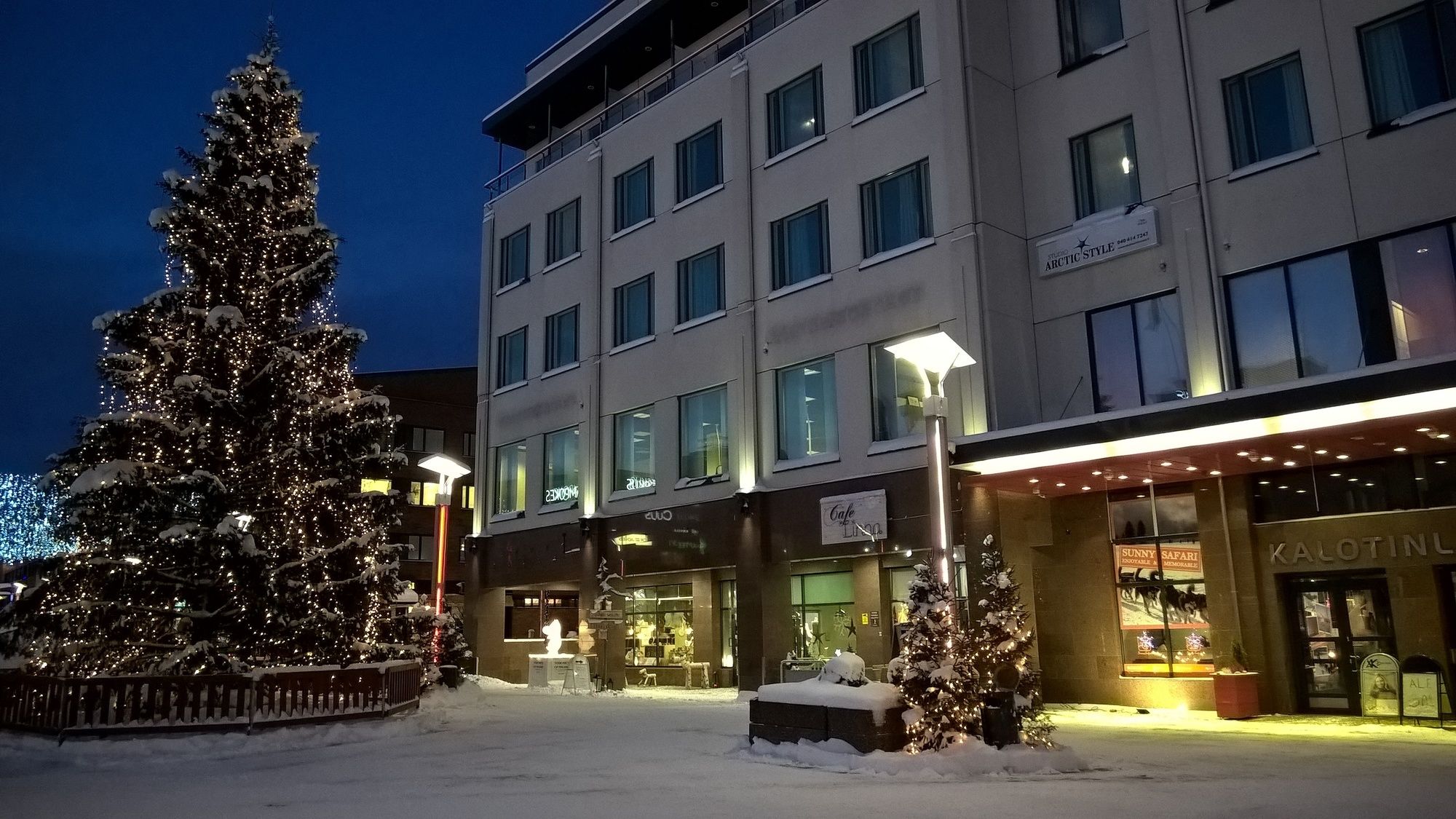 Santa's Hotel Santa Claus