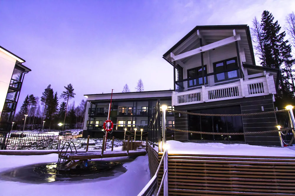 Aateli Lakeside Chalets