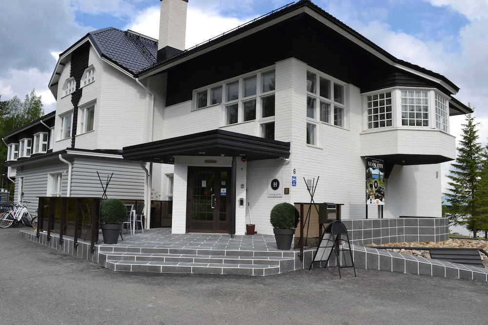 Aateli Lakeside Chalets