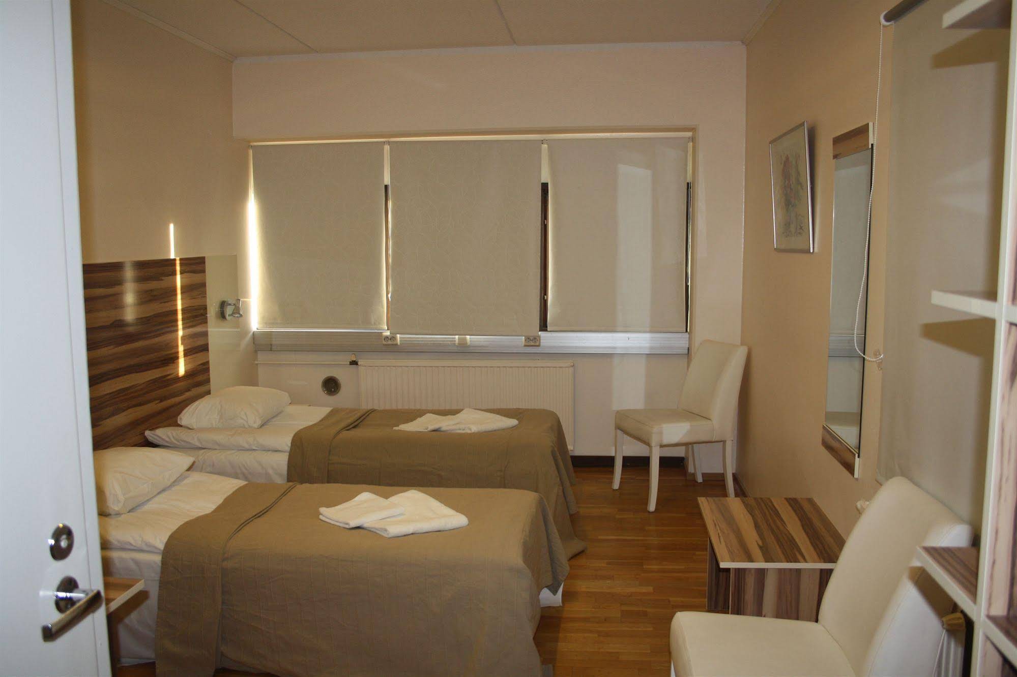 Arkadia Hotel & Café