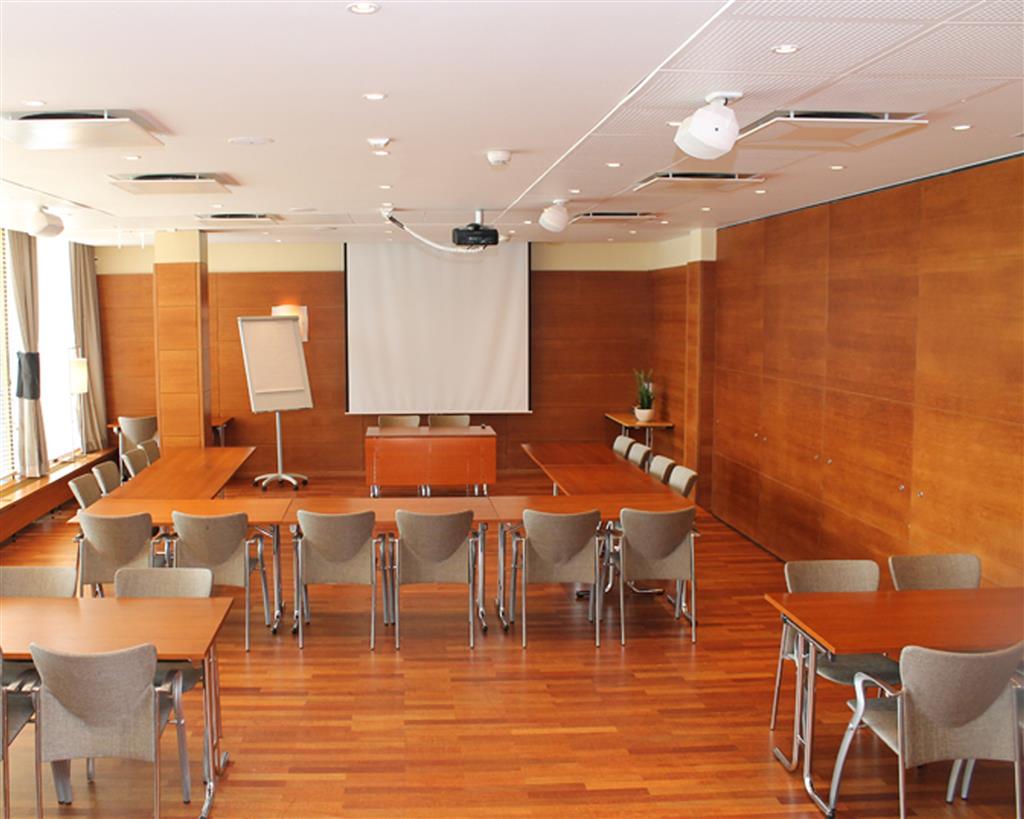 Hotel Haaga Central Park