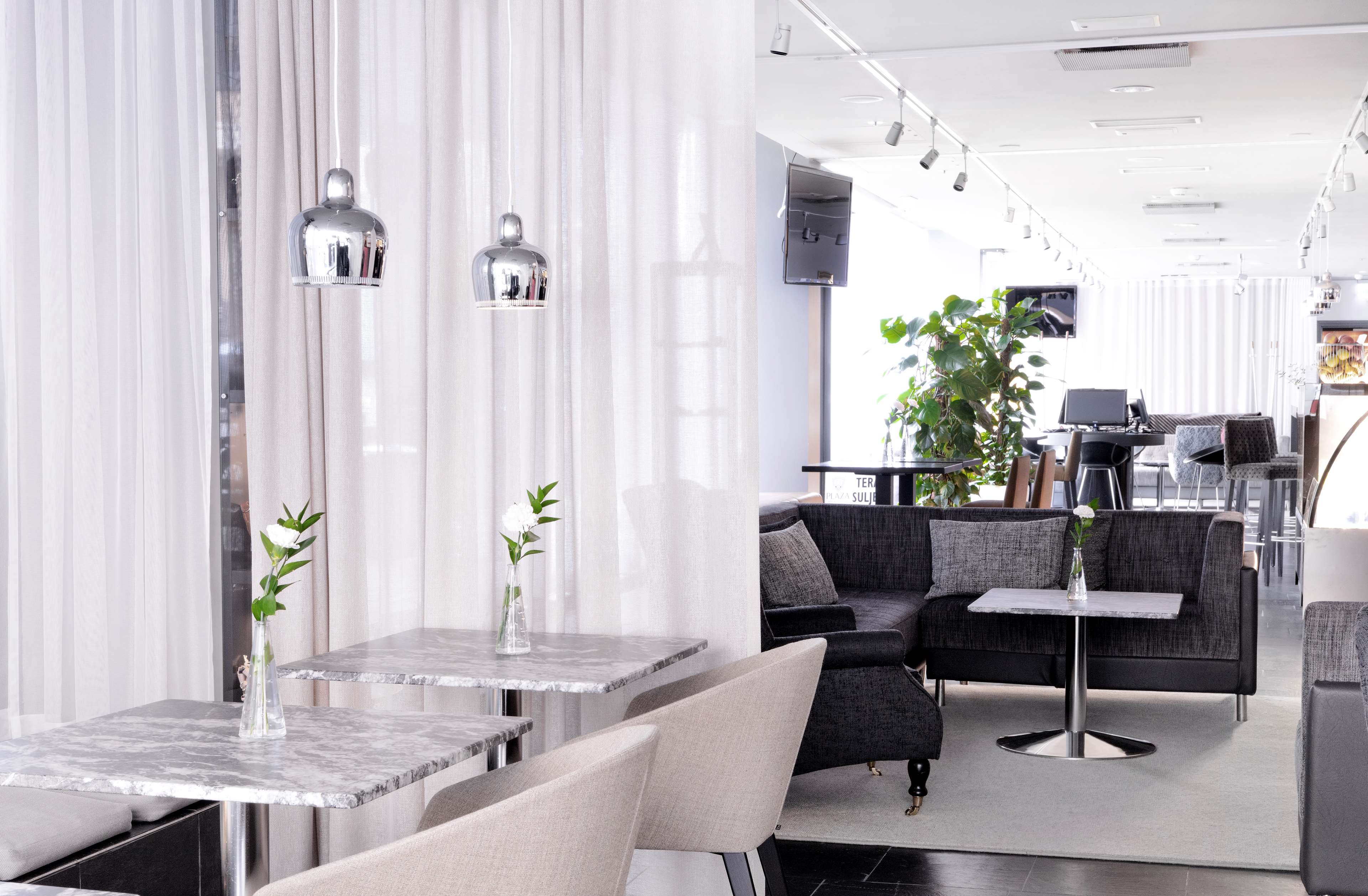 Radisson Blu Plaza