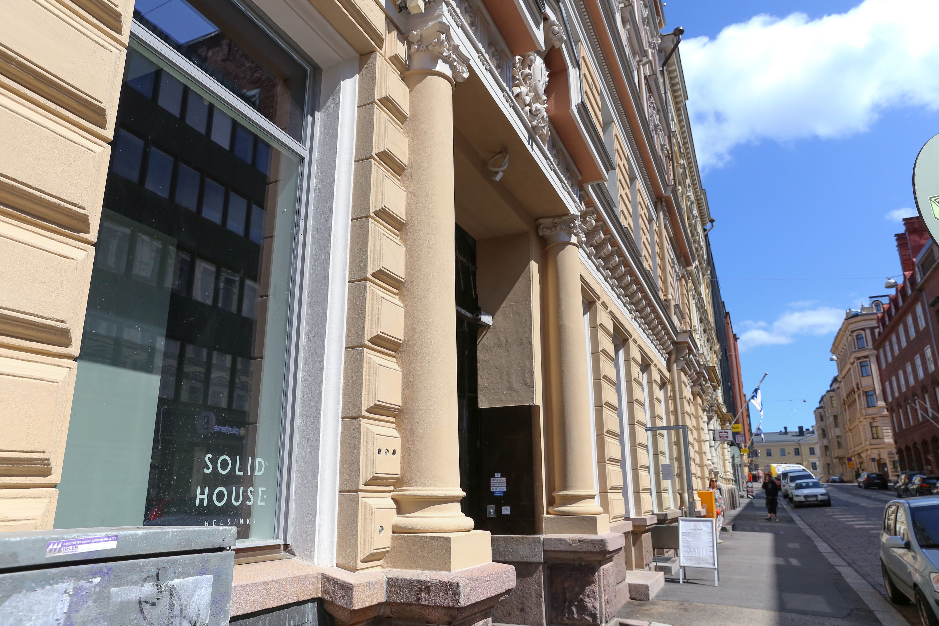 WeHost Pieni Roobertinkatu 13