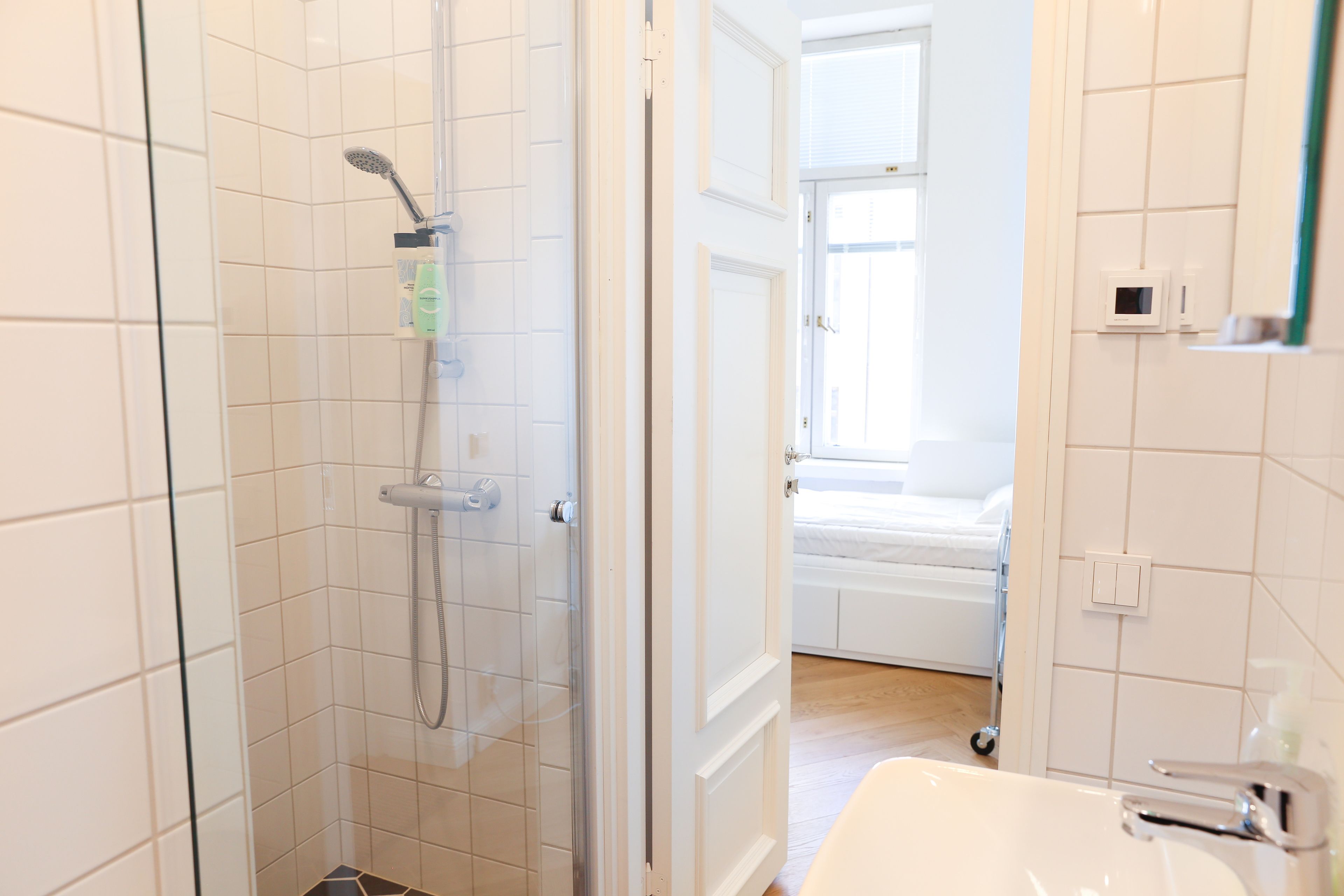 WeHost Pieni Roobertinkatu 13