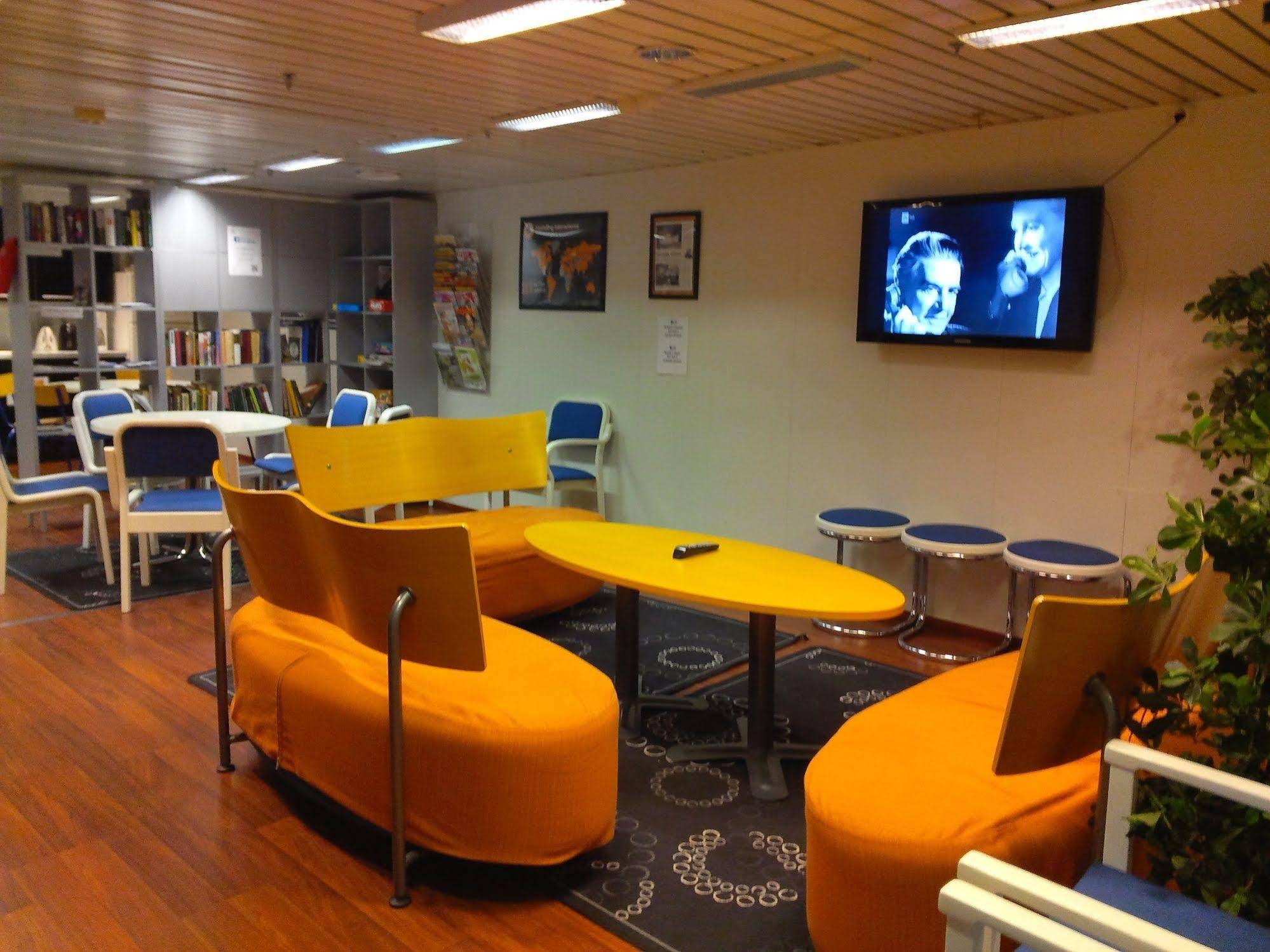 Laivahostel Borea